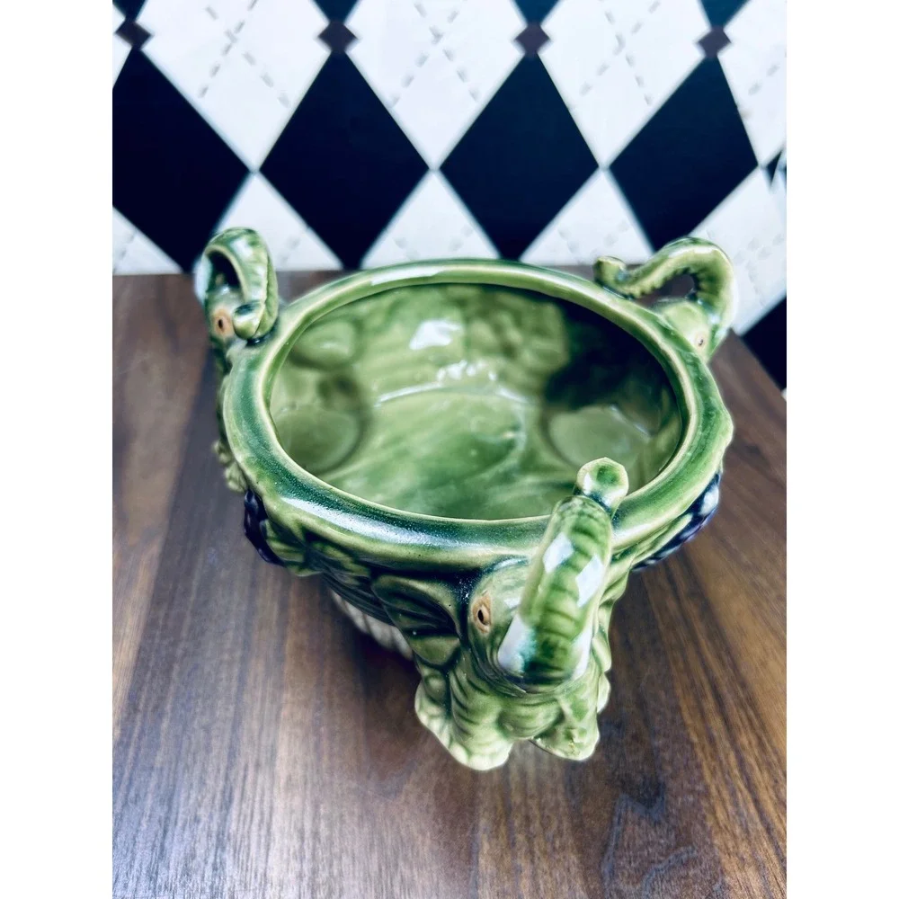 Vintage Elephant Candy Dish Green Ceramic Trinket Bowl Grape Relief Decor - Picture 7 of 17